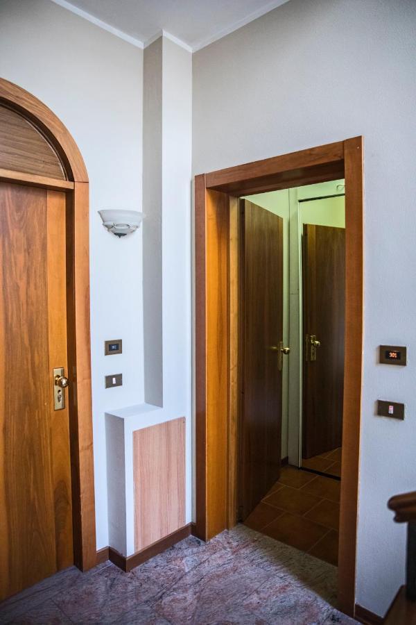 Bastimento Hotel Fiorenzuola d'Arda Exterior photo