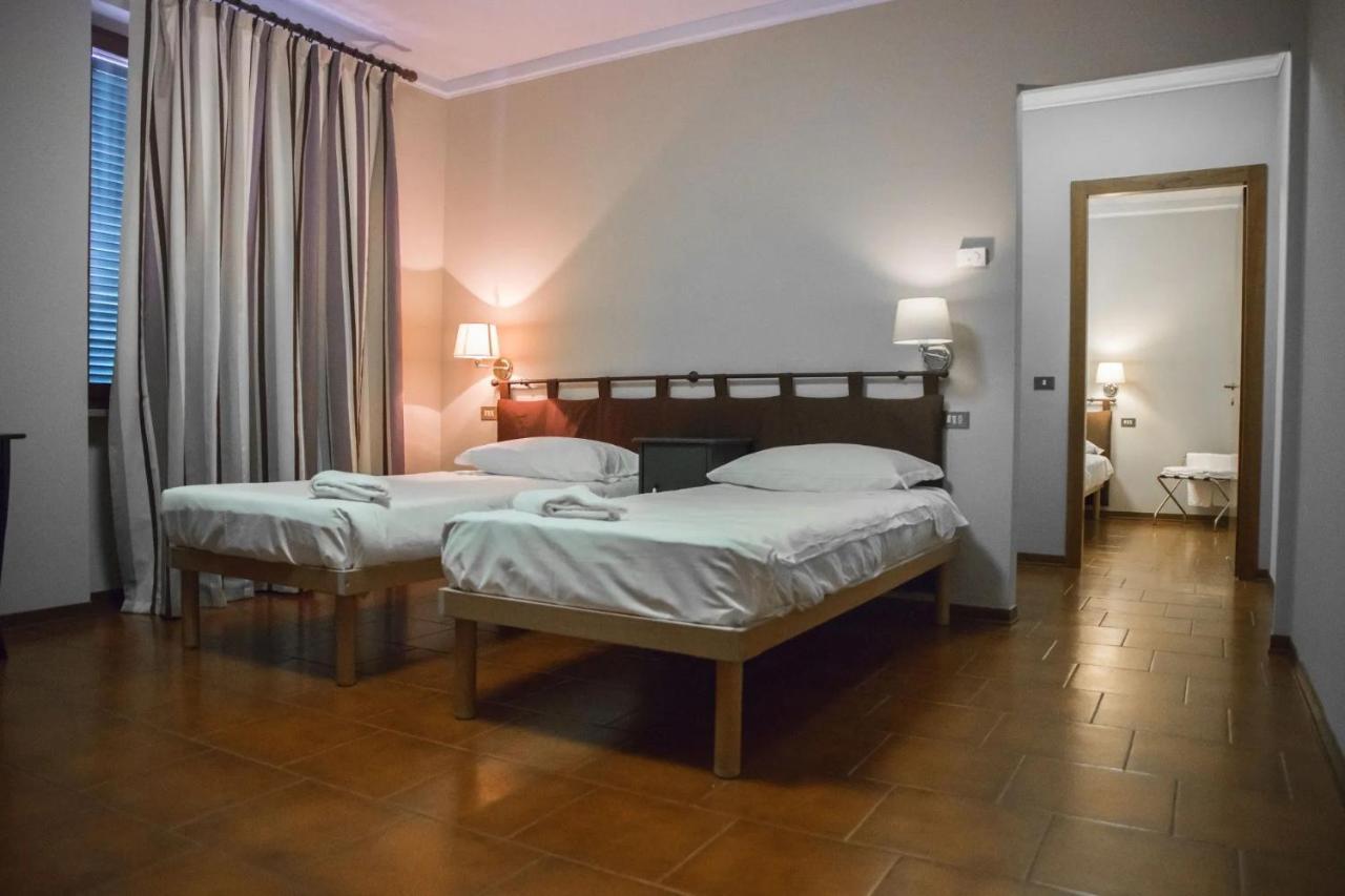 Bastimento Hotel Fiorenzuola d'Arda Exterior photo